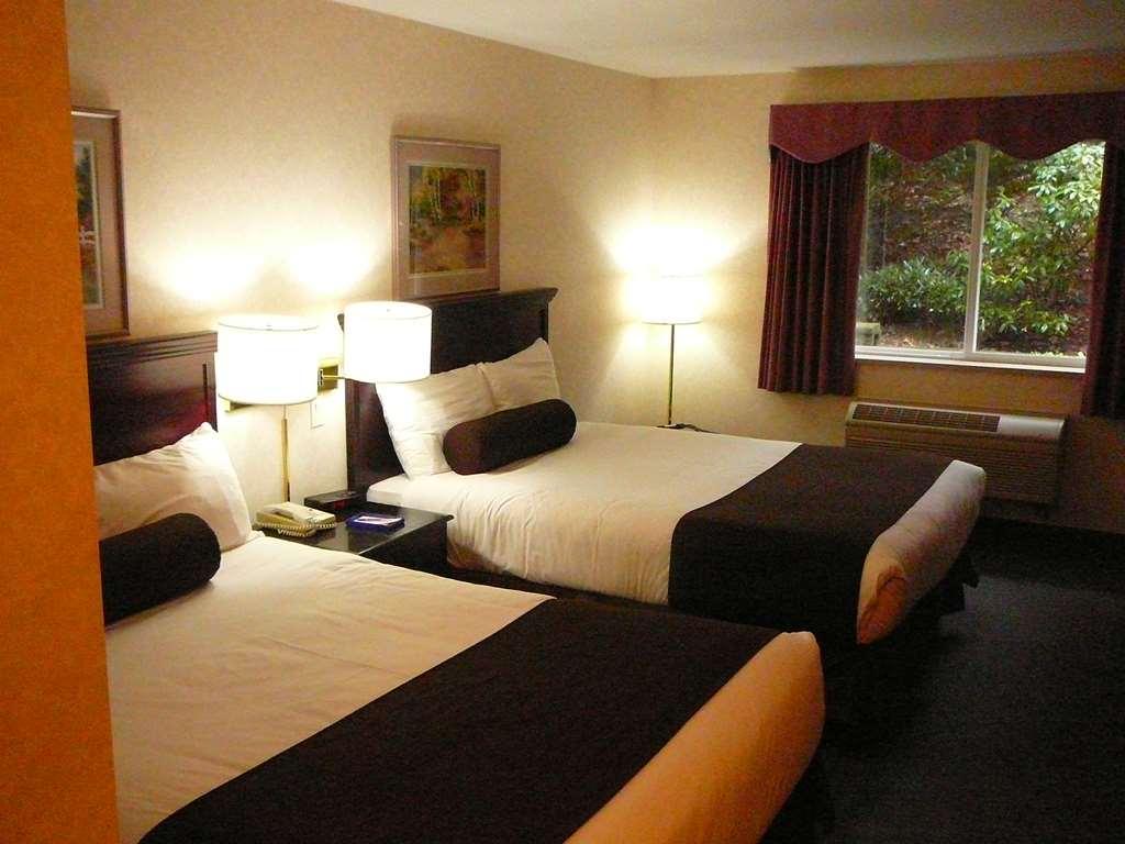 Coast Abbotsford Hotel & Suites Номер фото