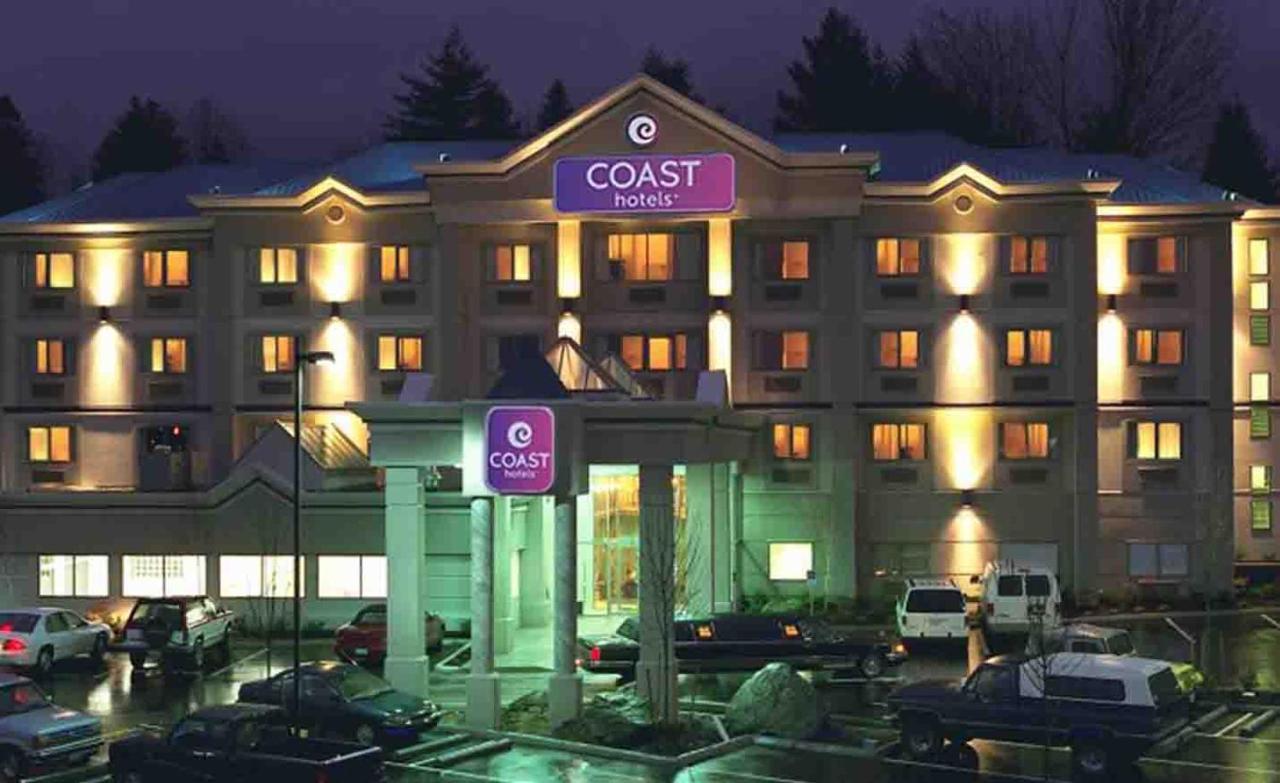 Coast Abbotsford Hotel & Suites Экстерьер фото